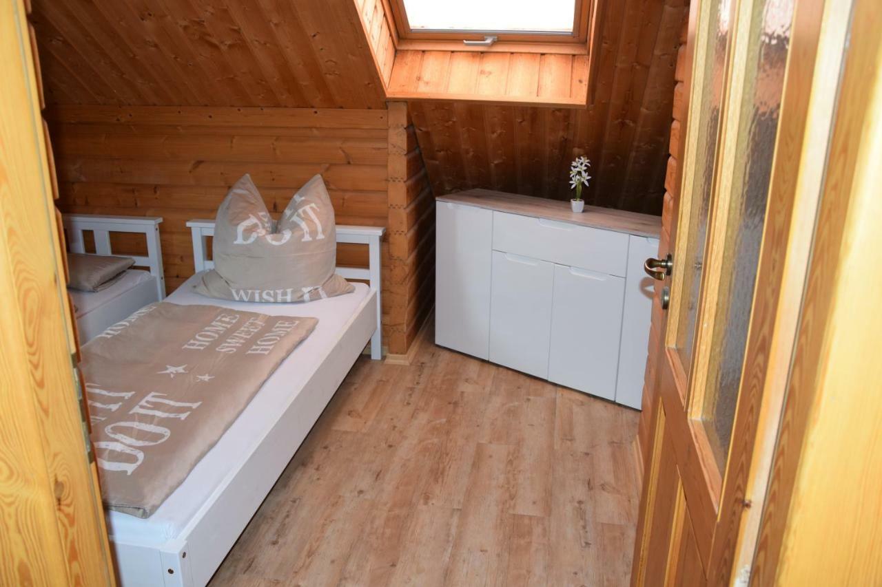 Ferienwohnung Fünfeichener Weg 16 Eisenhüttenstadt Exterior foto